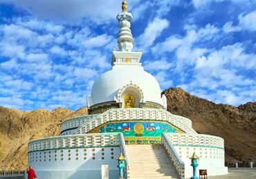 Kashmir with Ladakh Tour